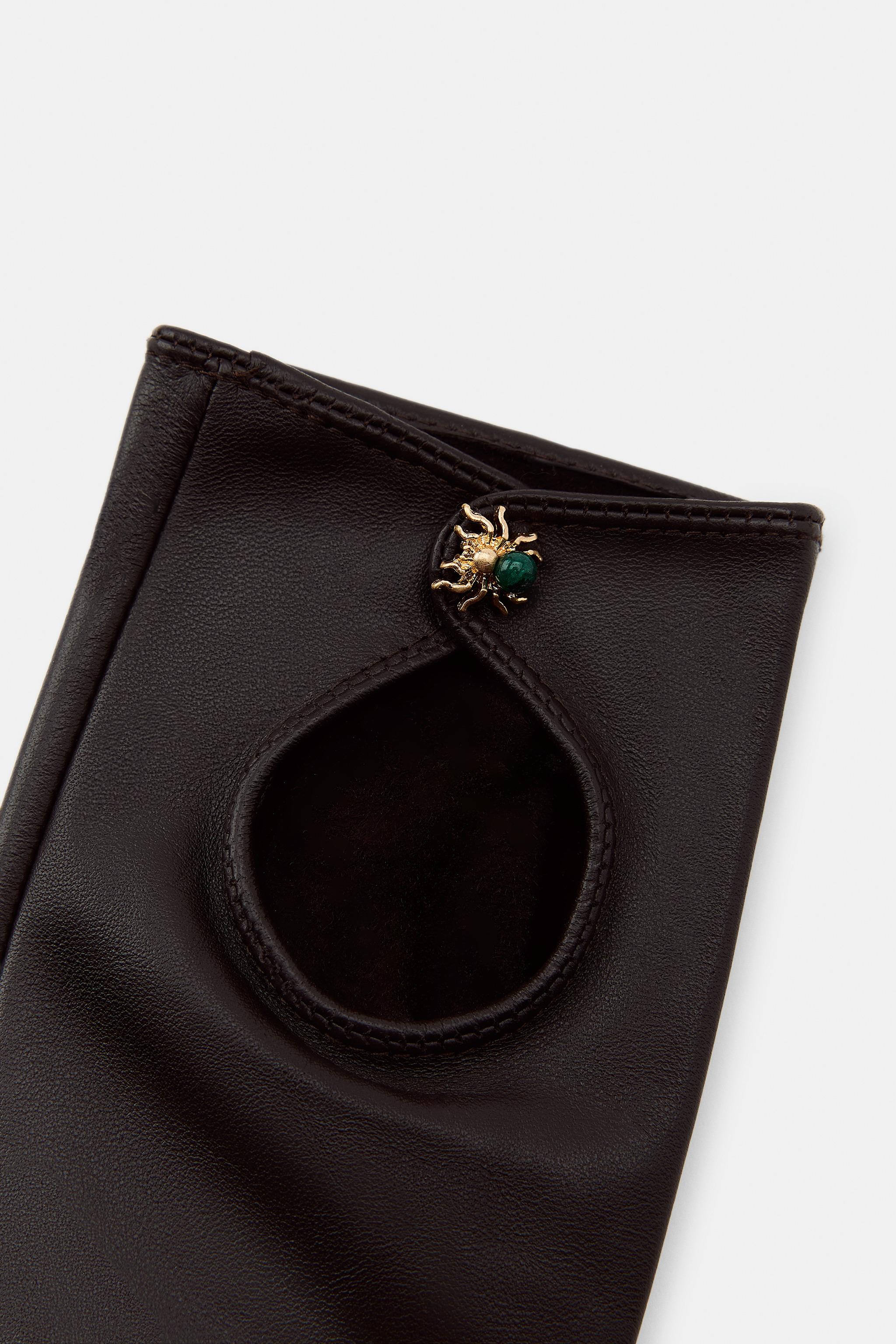 100% LEATHER SHORT GLOVES WITH SPIDER DETAIL